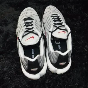 Nike | Shoes | Nike Air Max Plus Photon Dust Grey Red Black  display picture 3
